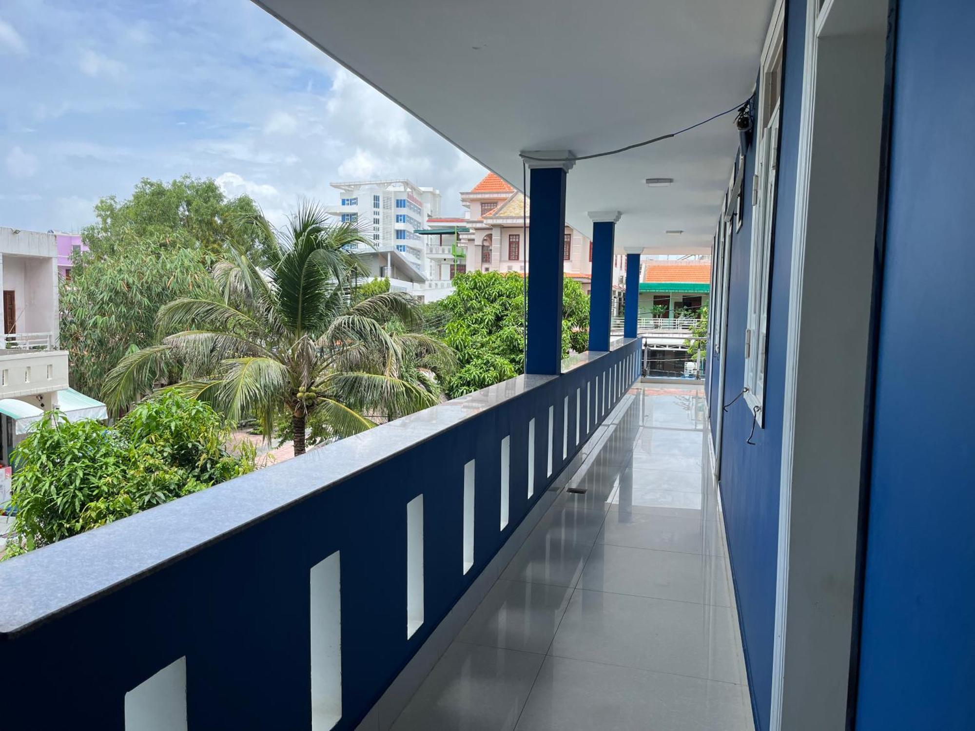 Hoang Oanh Motel ลองไห่ ภายนอก รูปภาพ